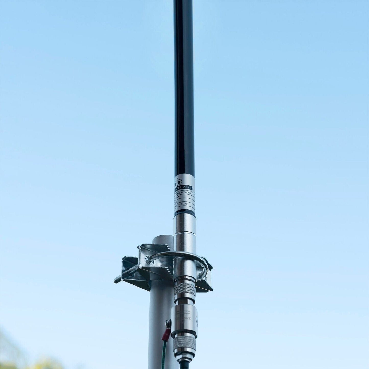 8dBi Fiberglass Antenna (868-915 MHz) - Black (Case of 16 Units) - Mapping Network